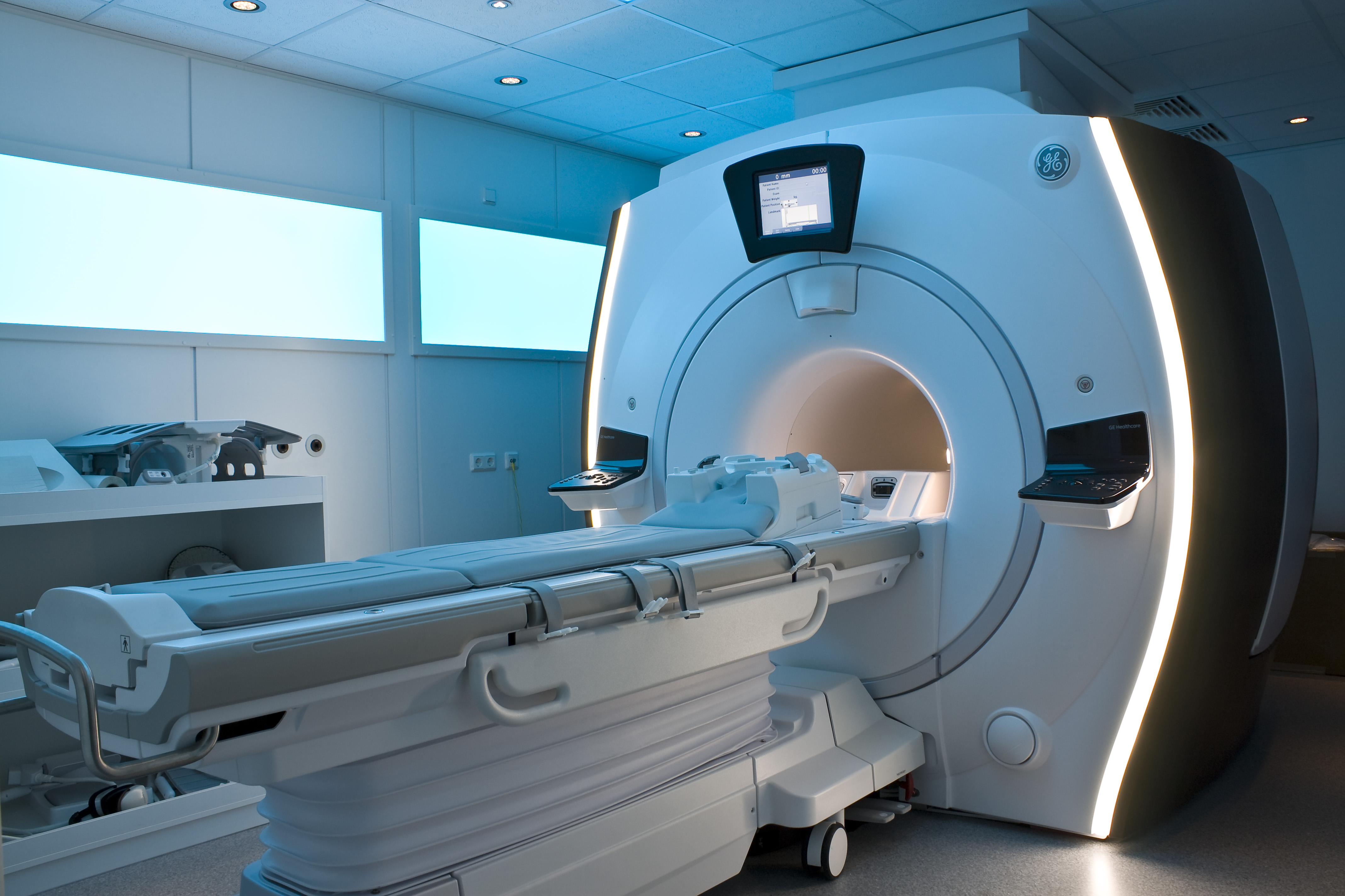 MRI-1
